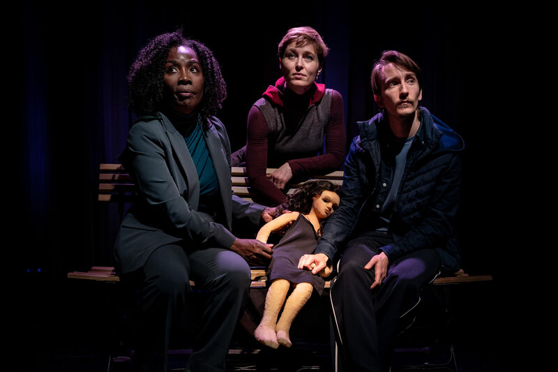 Achter gesloten deuren