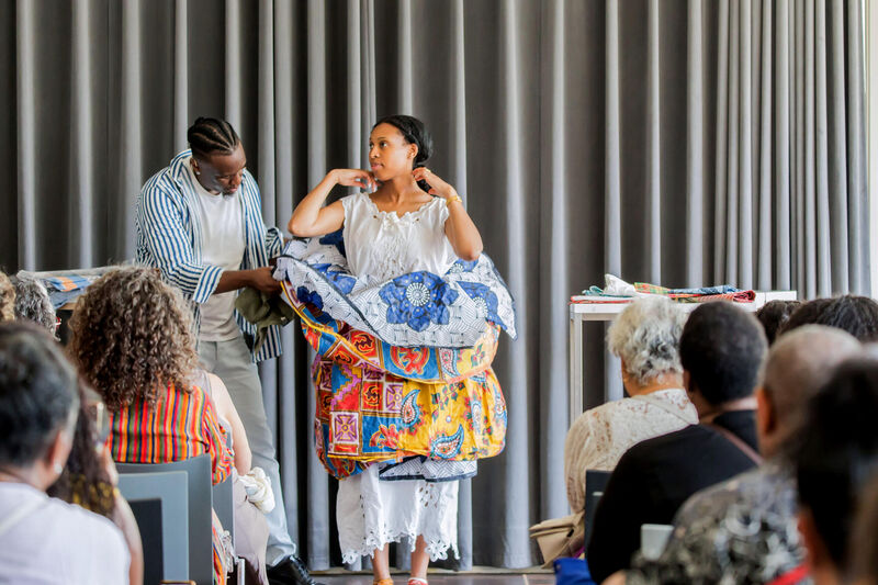 Afro-Surinaamse muziek en de rol van klederdracht