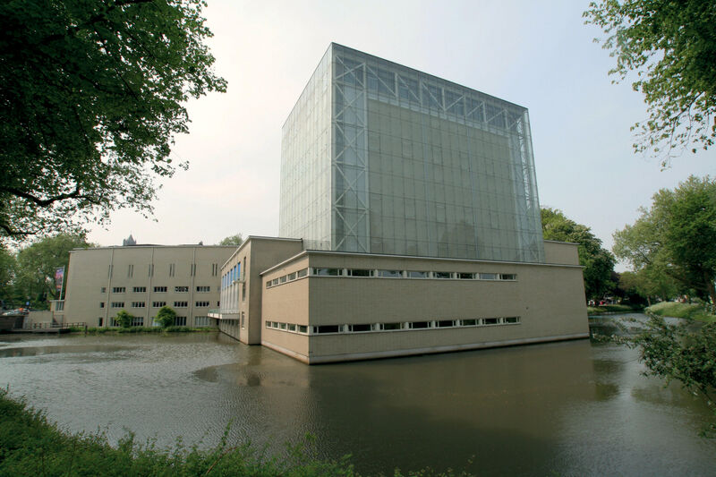 Lichtkunstwerk op toneeltoren is terug